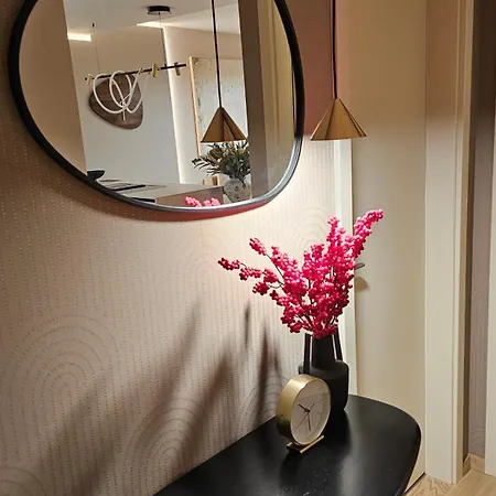 Castle-side Luxury On Danube River Bank,free Parking * Bratislava