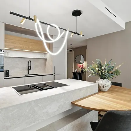 Apartamento Castle-side Luxury On Danube River Bank,free Parking Bratislava