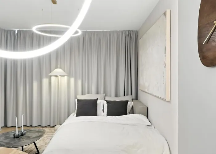 Appartement Castle-side Luxury On Danube River Bank,free Parking *