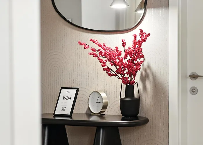 Castle-side Luxury On Danube River Bank,free Parking Apartmán Bratislava