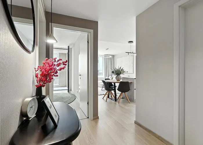 Castle-side Luxury On Danube River Bank,free Parking Apartment Bratislava